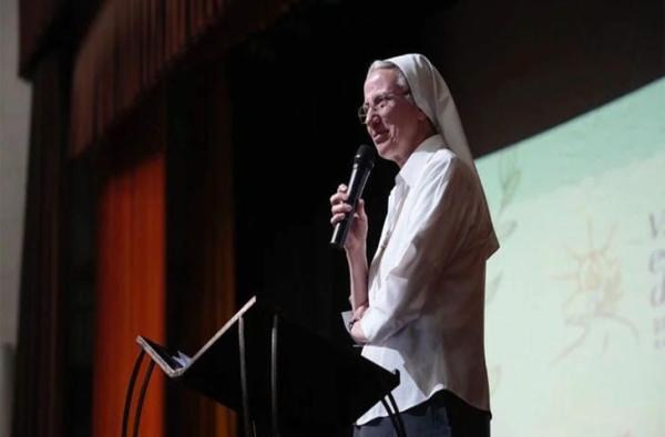 Đức Lêô XIV Bổ Nhiệm Sơ Brambilla Làm Thành Viên Bộ Giám Mục, Và Sơ Krapić Làm Phó Giám Đốc Văn Phòng Báo Chí Tòa Thánh